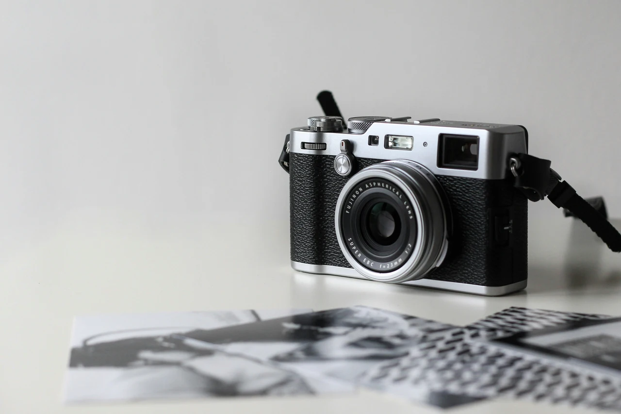 Cosa controllare prima di vendere una macchina fotografica vintage: i dettagli che fanno la differenza secondo i collezionisti Cosa controllare prima di vendere una macchina fotografica vintage: i dettagli che fanno la differenza secondo i collezionisti
